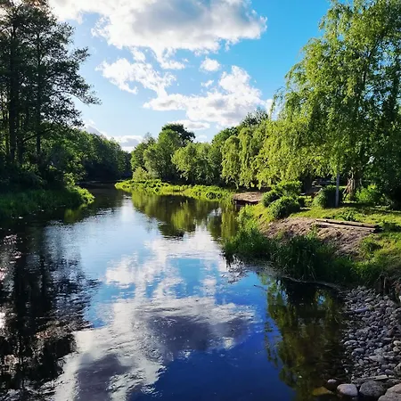 Nad Rzeka Elk Feriehus